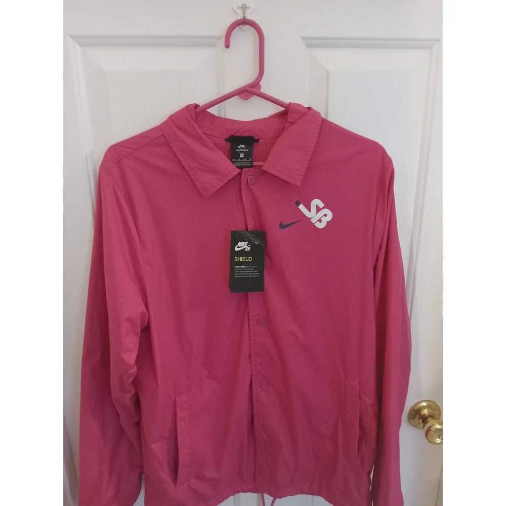 Nike SB Men's Shield Hot Pink Nylon Windbreaker Skate Jacket Size XSmall‎ New